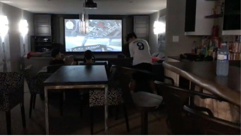 кадр из фильма The Killer with a Mallet