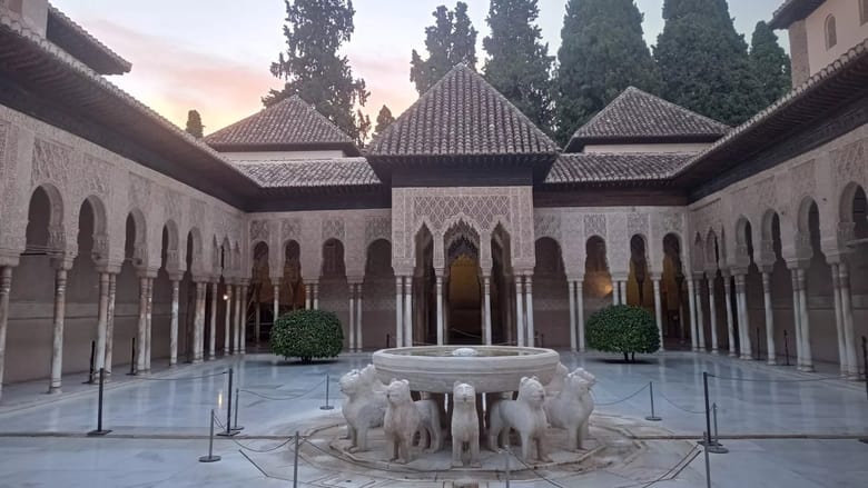 кадр из фильма Alhambra, le trésor du dernier sultanat d'Espagne