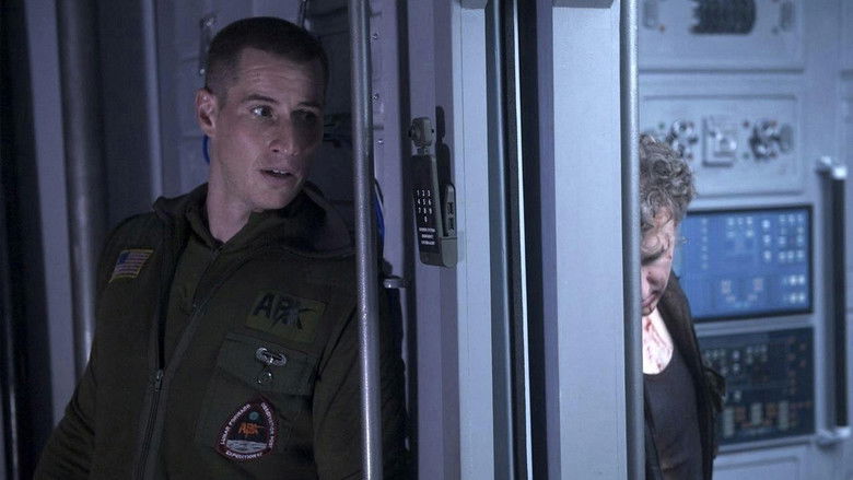 кадр из фильма В плену у космоса