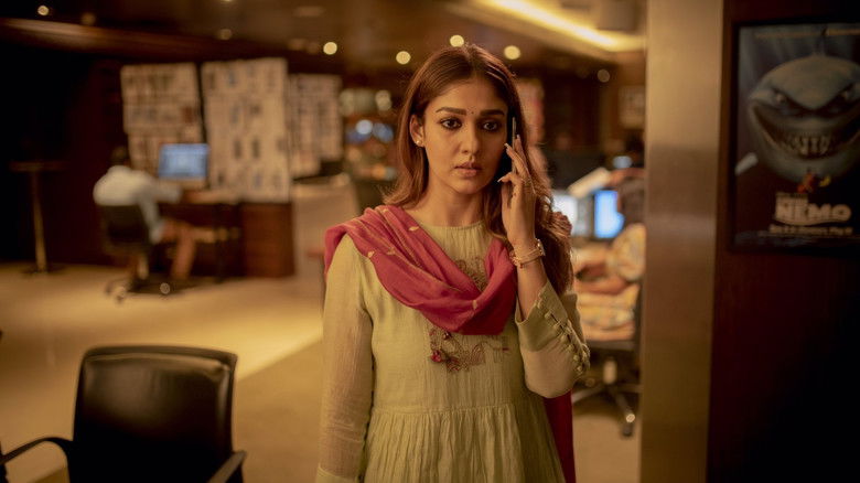 кадр из фильма നിഴൽ