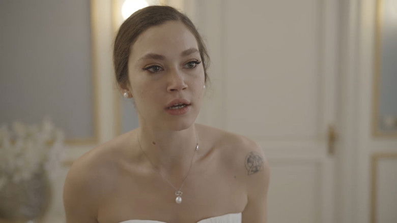 кадр из фильма LCV (Lütfen Cevap Veriniz)