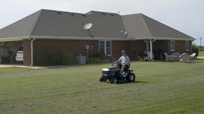 кадр из фильма The Right Kind of Love