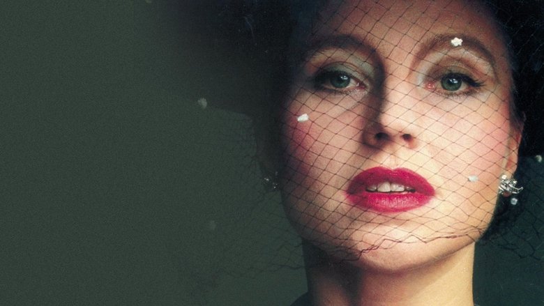 кадр из фильма Замужество Марии Браун