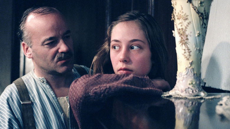 кадр из фильма Barndommens gade