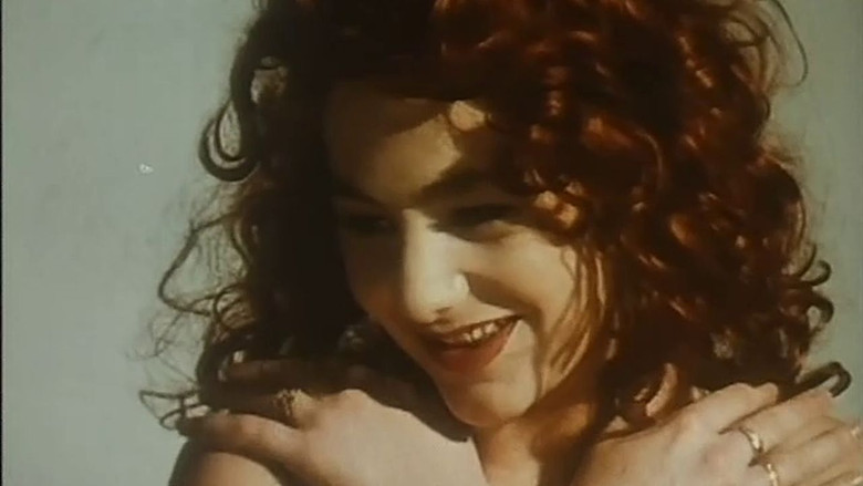 кадр из фильма Алиса в стране порночудес