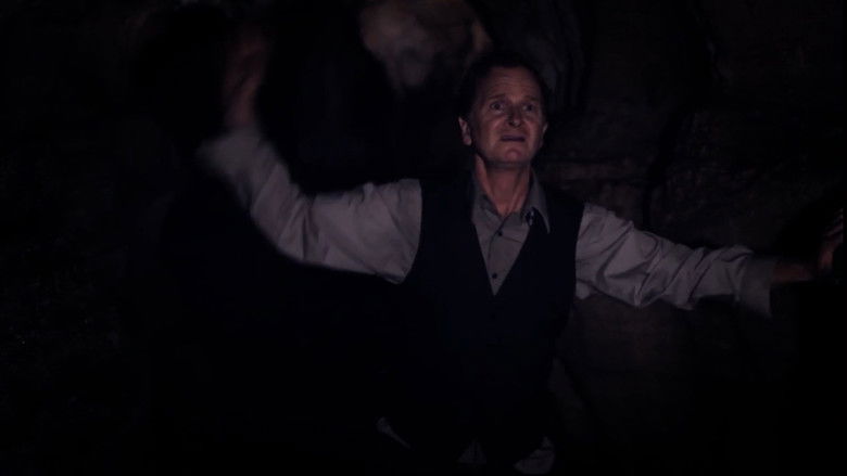 кадр из фильма H.P. Lovecraft's The Beast In The Cave
