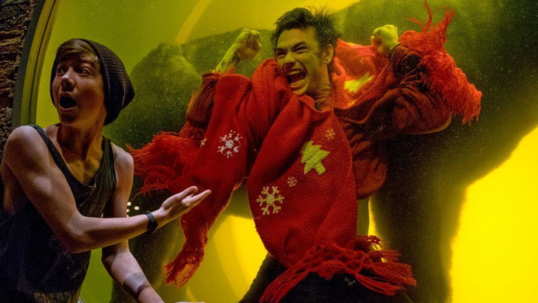 кадр из фильма Почему он?