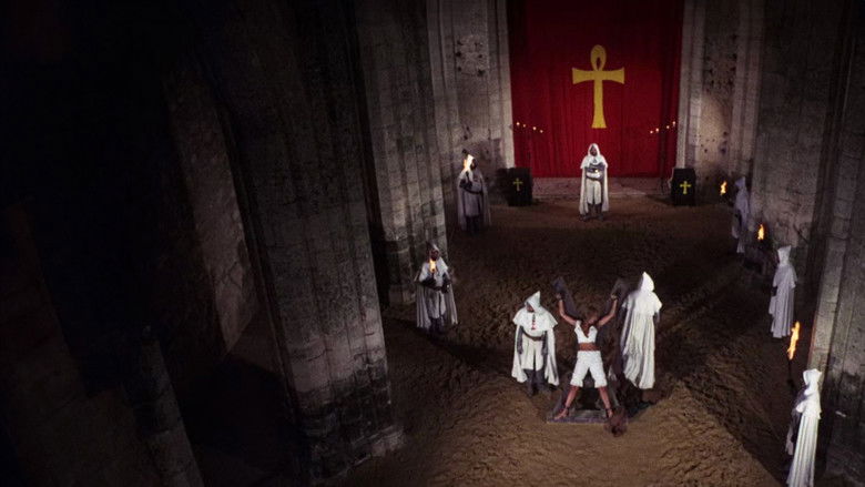 кадр из фильма Могилы слепых мертвецов