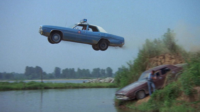 кадр из фильма Белая молния