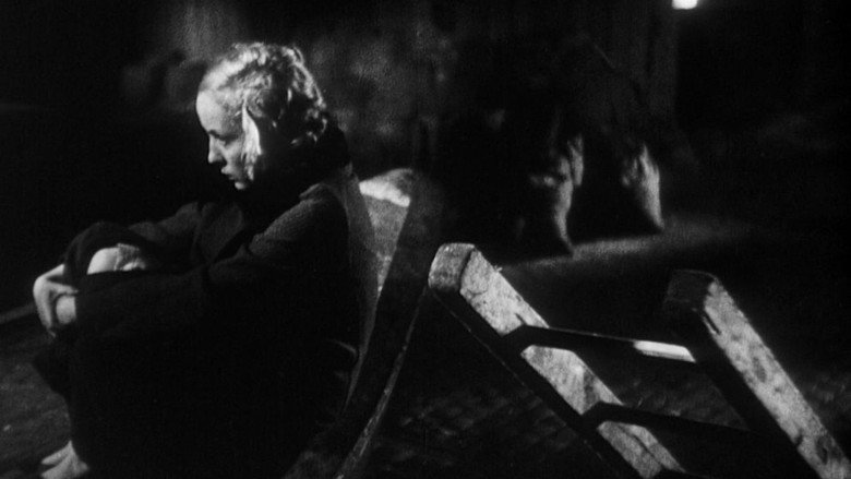 кадр из фильма Аталанта