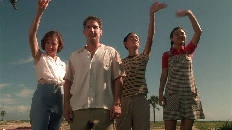 кадр из фильма Восход Фламинго