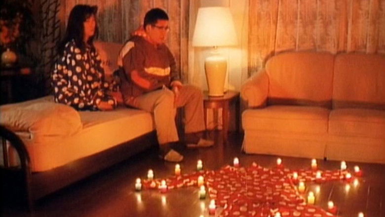 кадр из фильма 過激！変態夫婦