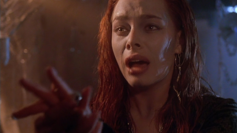 кадр из фильма Возвращение живых мертвецов 3