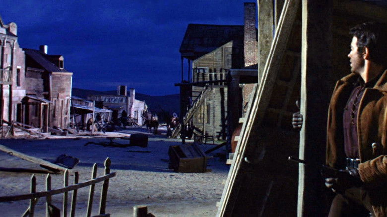 кадр из фильма Всё для всех