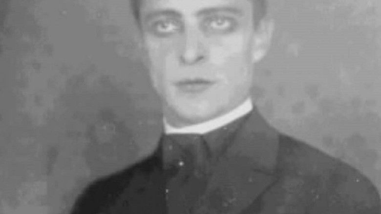 кадр из фильма Der Mann im Hintergrund