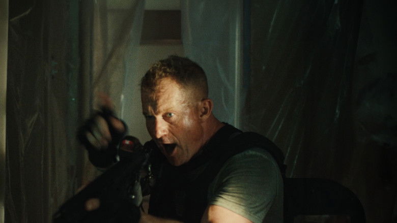 кадр из фильма Король слоновой кости