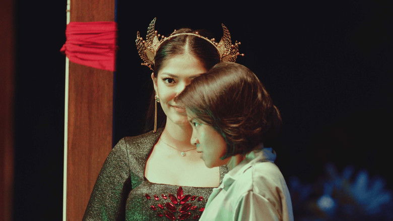 кадр из фильма Darah Nyai