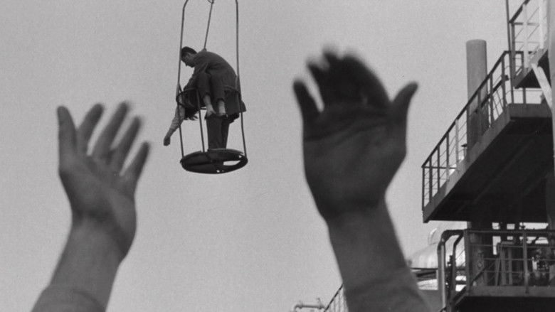 кадр из фильма Alerta!