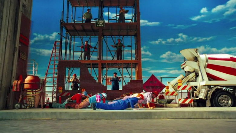 кадр из фильма Чудаки 2