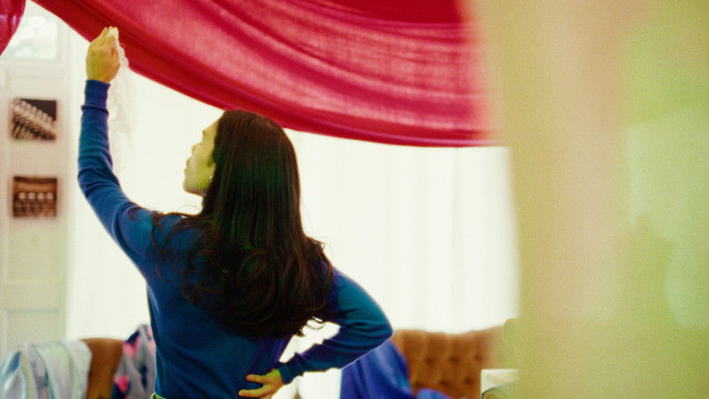 кадр из фильма The Shroud