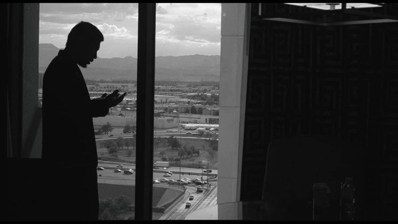 кадр из фильма Still Visible