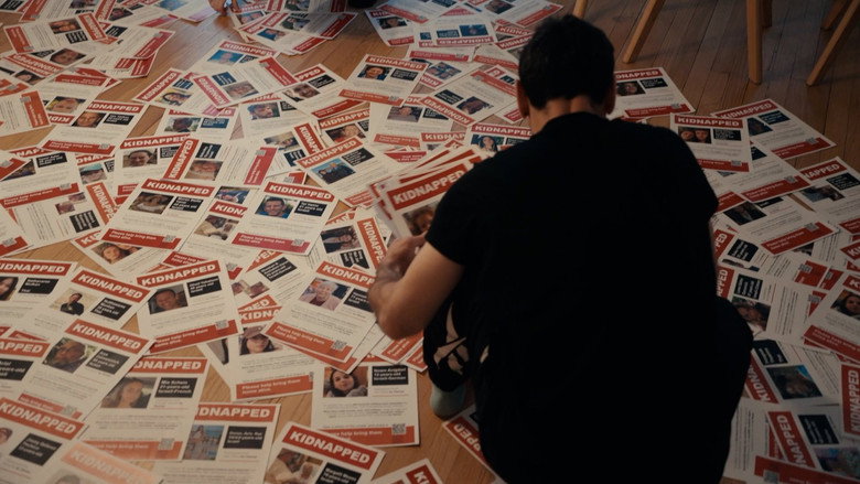 кадр из фильма Torn: The Israel-Palestine Poster War on New York City Streets