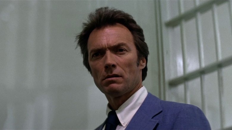 кадр из фильма Сквозь строй