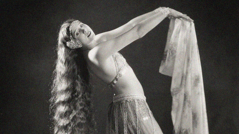 кадр из фильма Up the Ladder