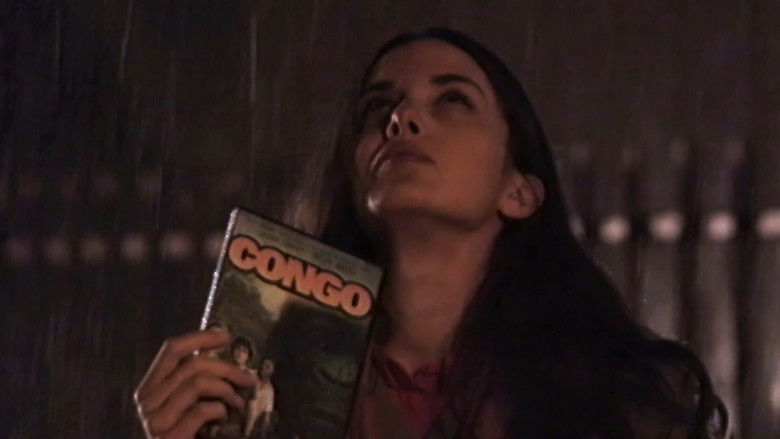 кадр из фильма She's Allergic to Cats