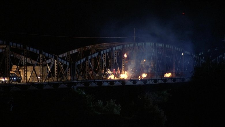 кадр из фильма Извне