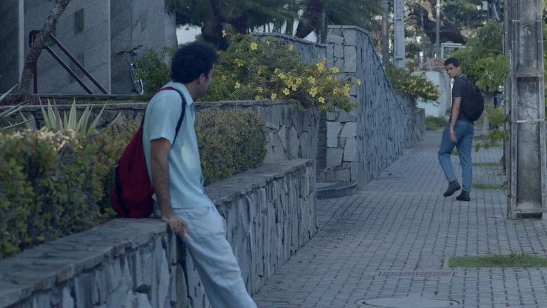 кадр из фильма Todas as Rotas Noturnas Conduzem ao Alvorecer