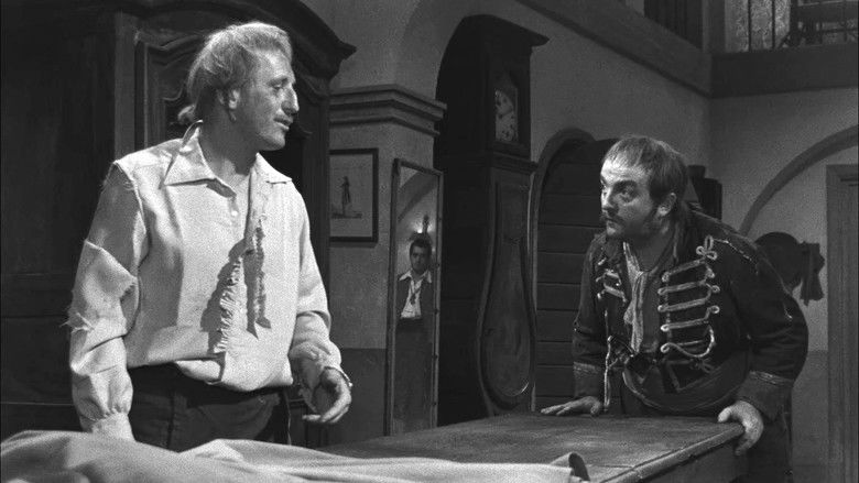 кадр из фильма Гусары