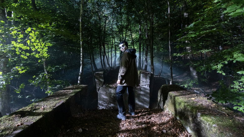 кадр из фильма Незнакомцы: Начало