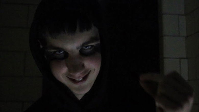 кадр из фильма The Power of Friendship Compels You