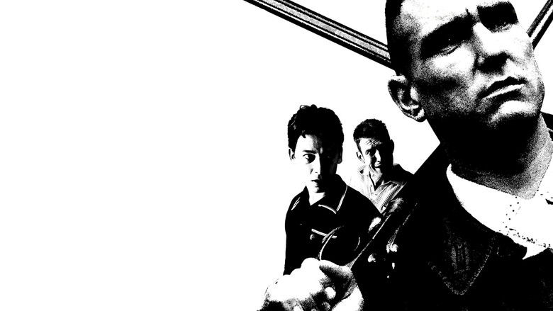 кадр из фильма Карты, деньги, два ствола