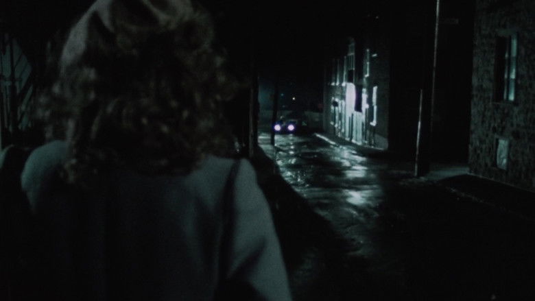 кадр из фильма Les yeux rouges