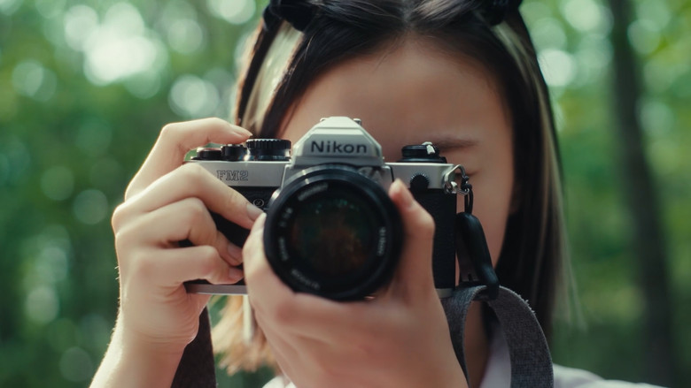 кадр из фильма 여름의 카메라