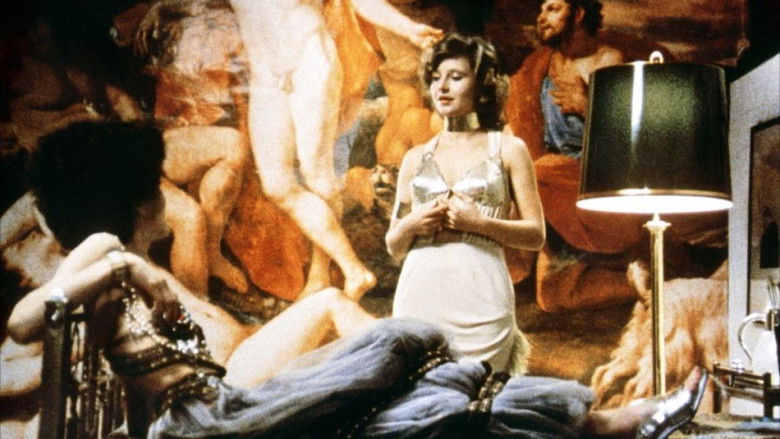 кадр из фильма Горькие слезы Петры Фон Кант