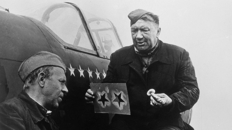 кадр из фильма В бой идут одни старики