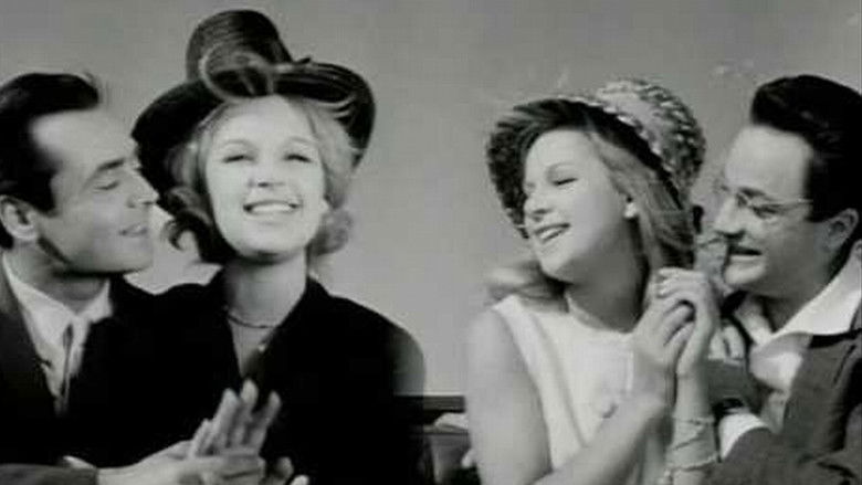 кадр из фильма Η Λίζα Και Η Άλλη