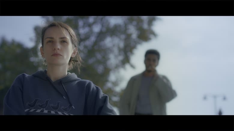 кадр из фильма Bir An Sonra Tıpkı Bir Düş Gibi