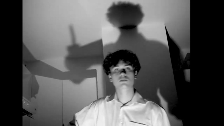 кадр из фильма Un peu de rouge ?