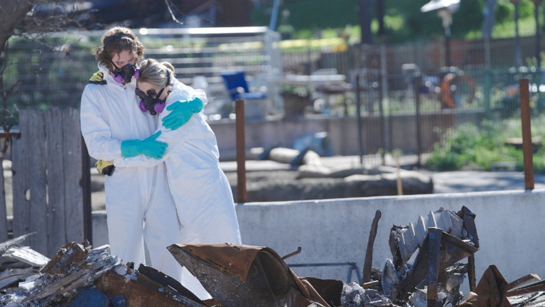 кадр из фильма All the Walls Came Down