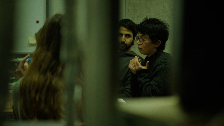 кадр из фильма Ceasefire بِكَفِّي قَهْـر