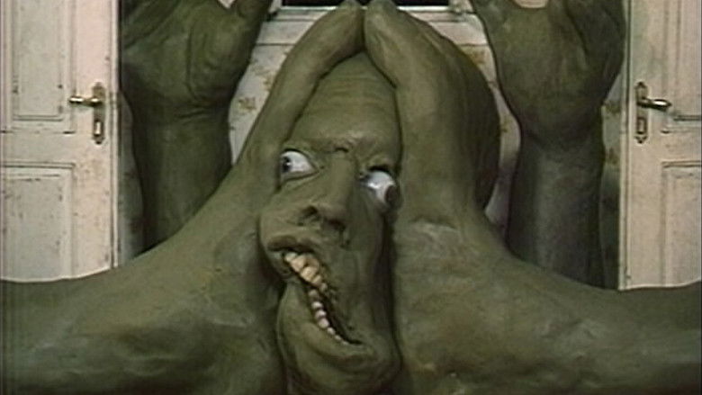 кадр из фильма Тьма/Свет/Тьма