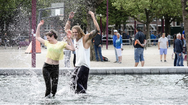 кадр из фильма Get Lost!