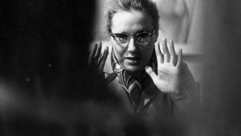 кадр из фильма Za ścianą