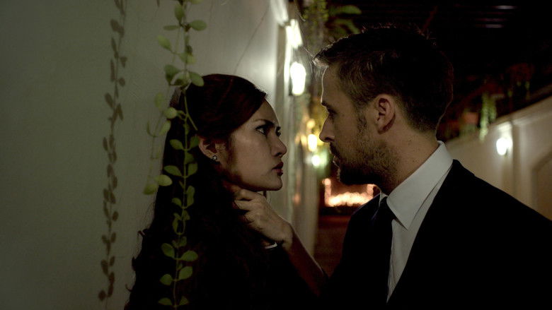 кадр из фильма Только Бог простит