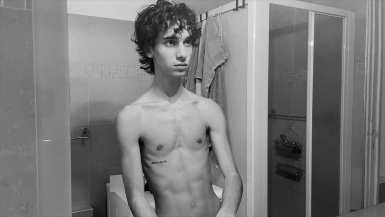 кадр из фильма Summer on a solitary beach