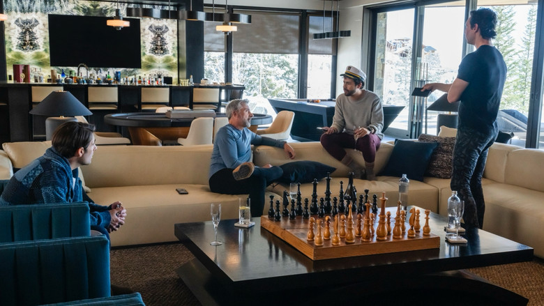 кадр из фильма На вершине горы